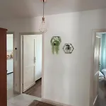 5 Min Od Dworca Pkp