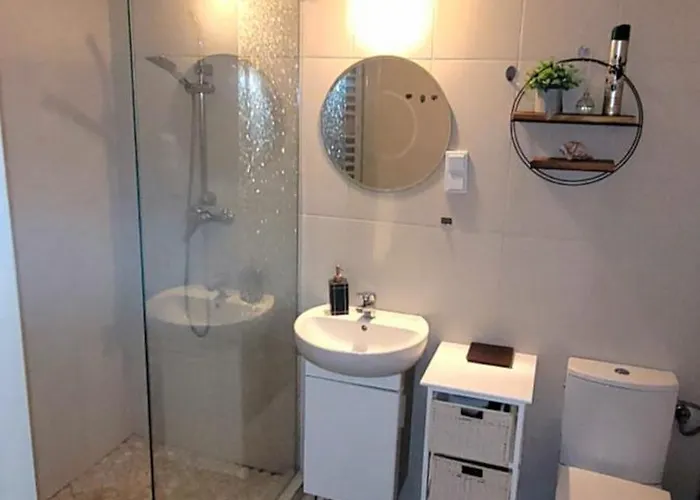 5 Min Od Dworca Pkp *